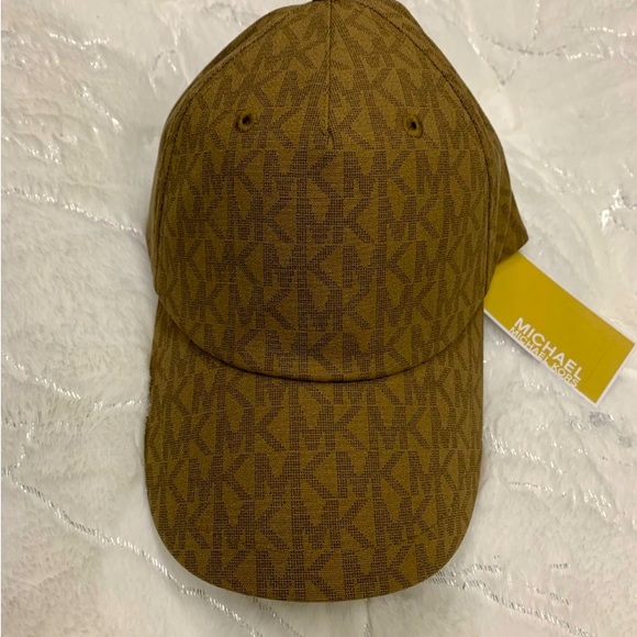 Michael Kors Tan Monogram Baseball Cap - Picture 1 of 5
